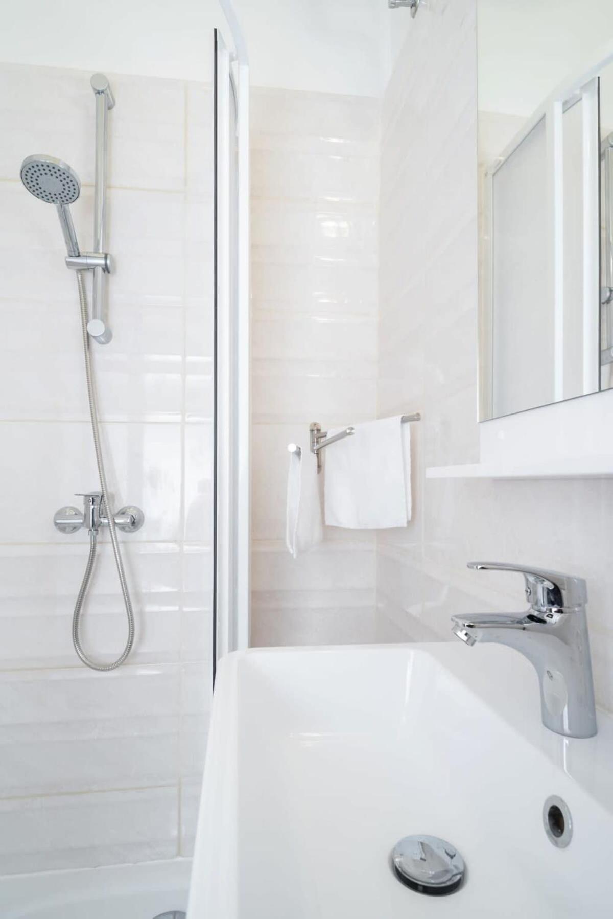 Ultra Central Large Stylish Apartment Budapest Luaran gambar